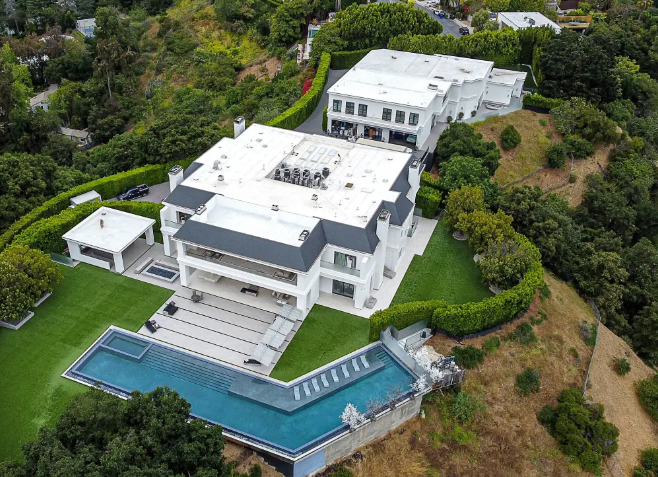 Jennifer Lopez and Ben Affleck Beverly Hills Mansion